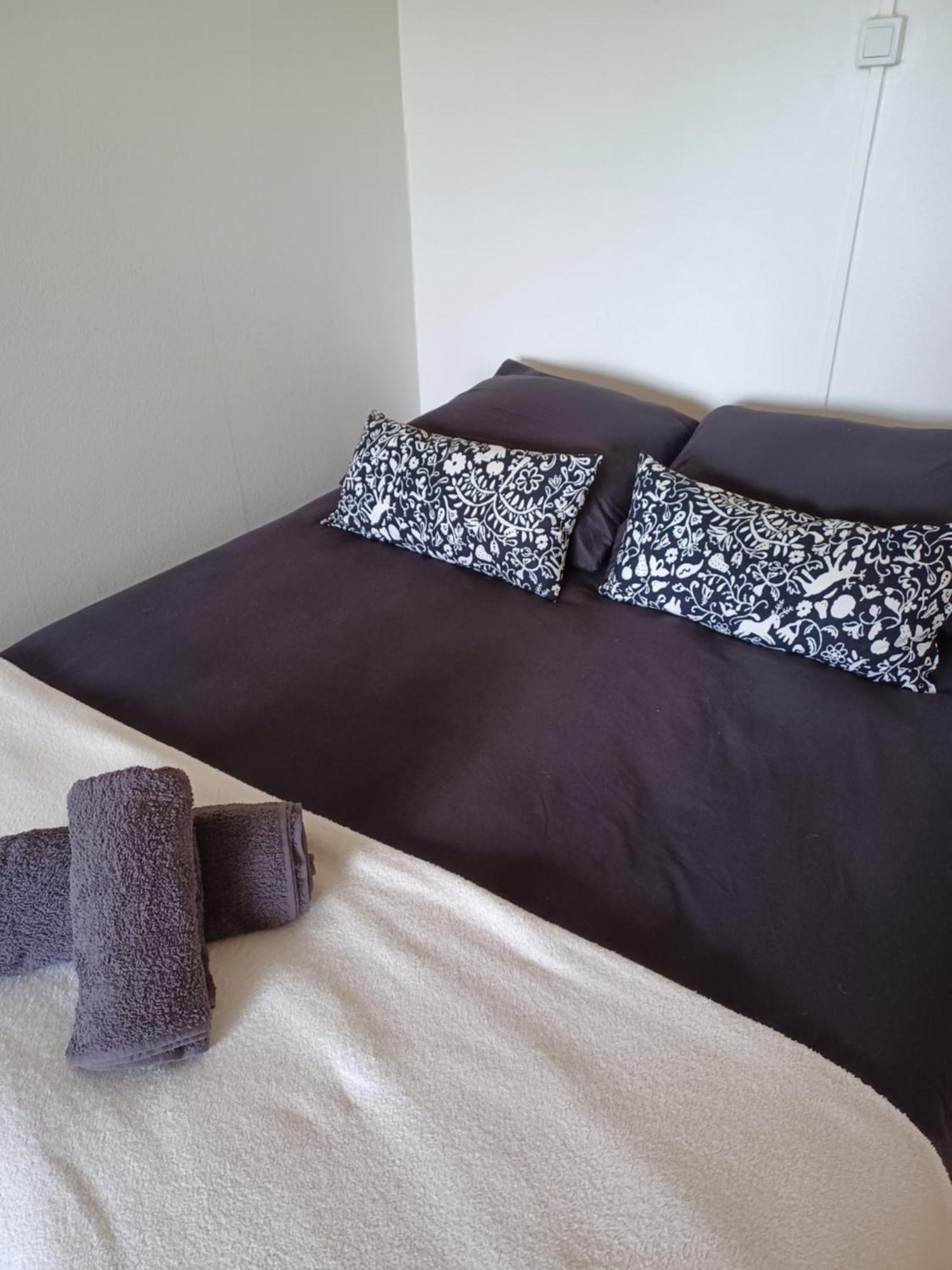 Studio Rdc Calme Avec Parking Ferme Pres Autoroute Et Tram C Мюлуз Екстериор снимка