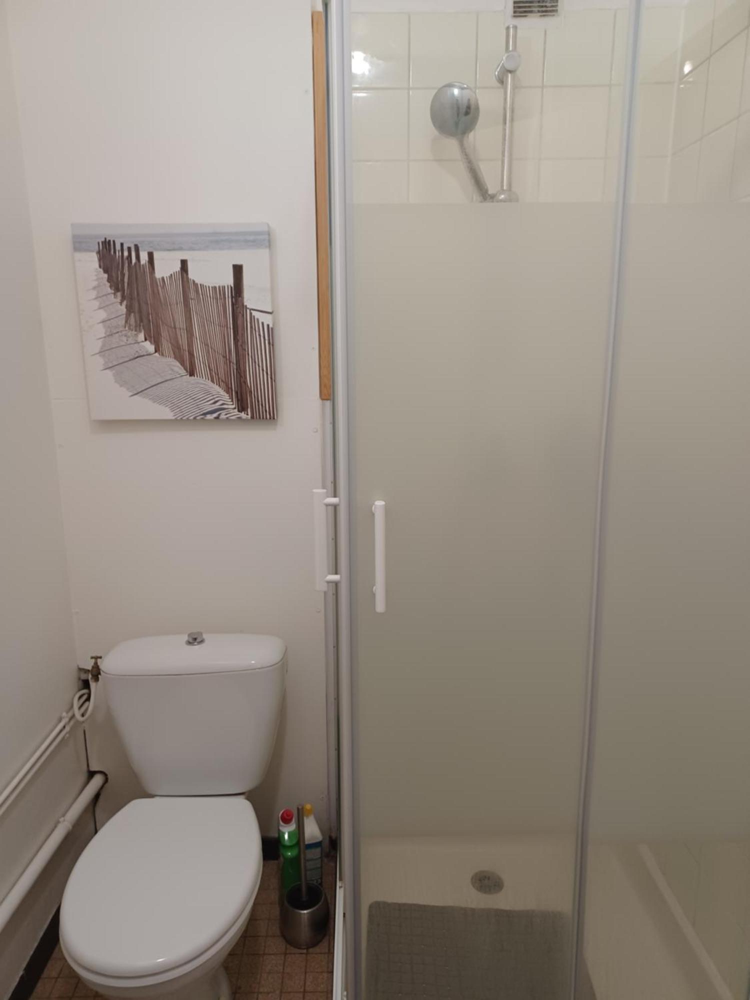 Studio Rdc Calme Avec Parking Ferme Pres Autoroute Et Tram C Мюлуз Екстериор снимка